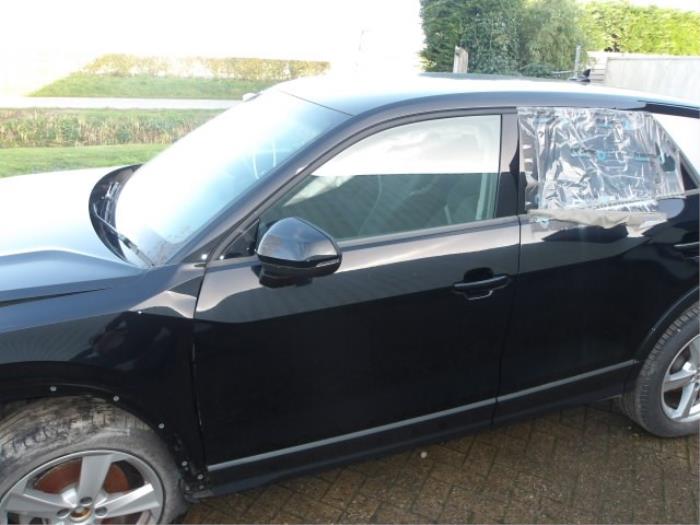 Audi Q2 1.6 30 TDI 16V Sloopvoertuig (2020, Zwart, Grijs)