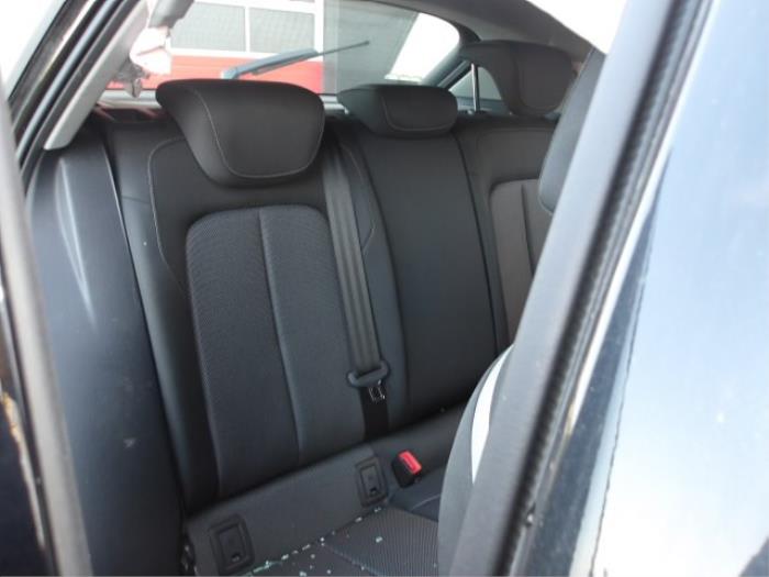 Audi Q2 1.6 30 TDI 16V Sloopvoertuig (2020, Zwart, Grijs)