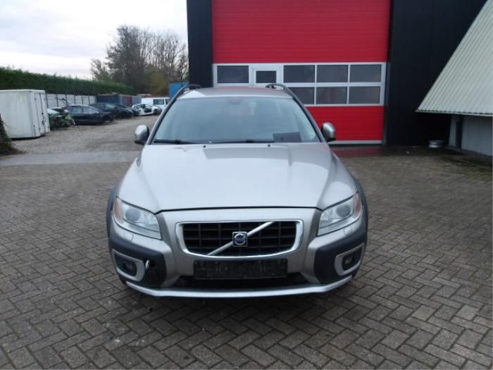 Volvo XC70 2.4 D5 20V AWD Sloopvoertuig (2008, Metallic, Zilvergrijs)