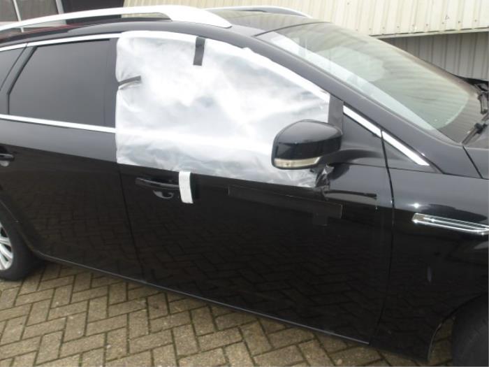 Ford Mondeo IV Wagon 1.6 TDCi 16V Sloopvoertuig (2011, Metallic, Zwart)