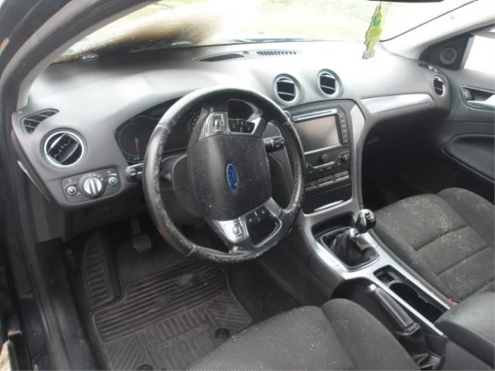 Ford Mondeo IV Wagon 1.6 TDCi 16V Sloopvoertuig (2011, Metallic, Zwart)