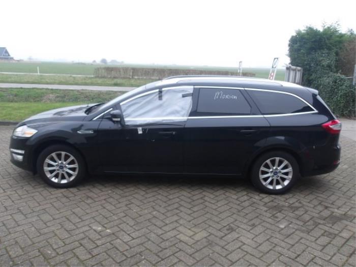 Ford Mondeo IV Wagon 1.6 TDCi 16V Sloopvoertuig (2011, Metallic, Zwart)
