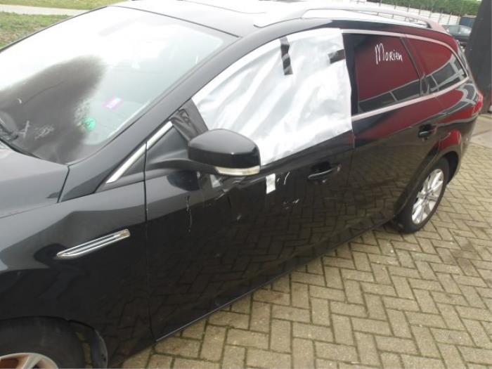 Ford Mondeo IV Wagon 1.6 TDCi 16V Sloopvoertuig (2011, Metallic, Zwart)