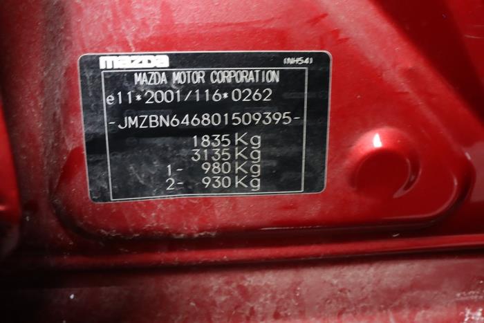 Mazda 3 2.0 SkyActiv-G 120 16V Sloopvoertuig (2017, Rood)