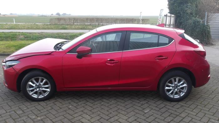 Mazda 3 2.0 SkyActiv-G 120 16V Sloopvoertuig (2017, Rood)