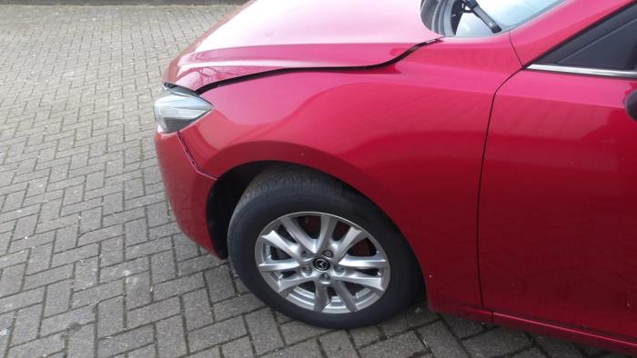Mazda 3 2.0 SkyActiv-G 120 16V Sloopvoertuig (2017, Rood)
