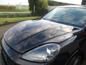 Porsche Cayenne III 3.0 V6 Turbo 24V E-Hybrid Sloopvoertuig (2022, Zwart)