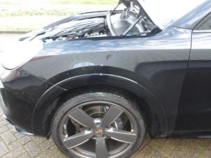 Porsche Cayenne III 3.0 V6 Turbo 24V E-Hybrid Sloopvoertuig (2022, Zwart)
