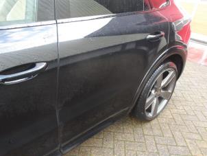 Porsche Cayenne III 3.0 V6 Turbo 24V E-Hybrid Sloopvoertuig (2022, Zwart)