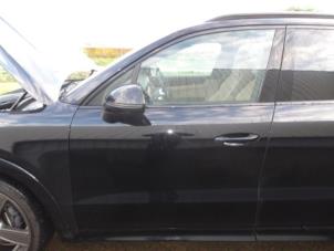 Porsche Cayenne III 3.0 V6 Turbo 24V E-Hybrid Sloopvoertuig (2022, Zwart)