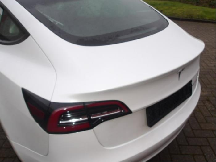Tesla Model 3 EV AWD Sloopvoertuig (2020, Metallic, Wit)