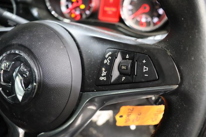 Opel Adam 1.2 16V Sloopvoertuig (2015, Rood)