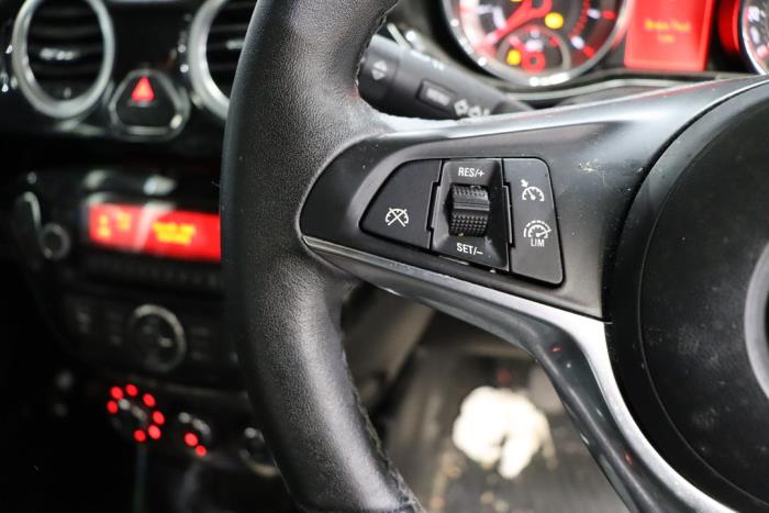 Opel Adam 1.2 16V Sloopvoertuig (2015, Rood)