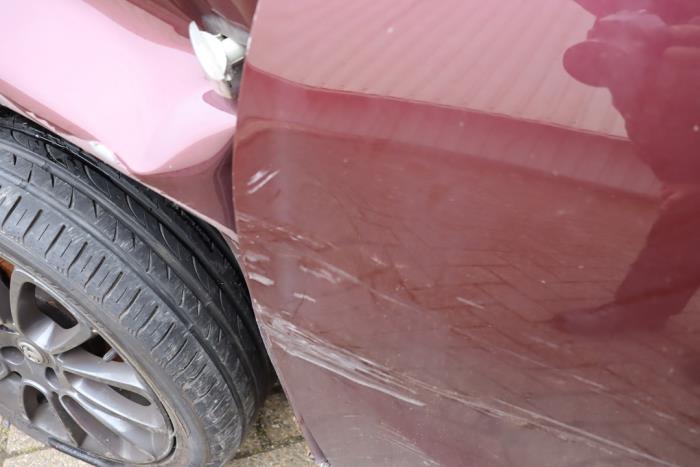 Opel Adam 1.2 16V Sloopvoertuig (2015, Rood)