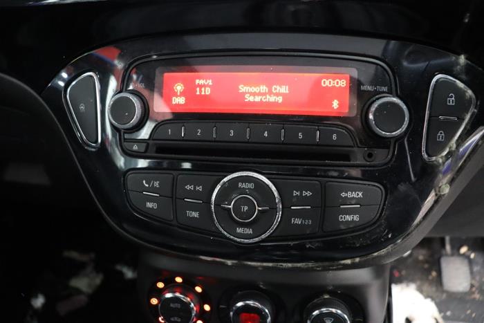 Opel Adam 1.2 16V Sloopvoertuig (2015, Rood)