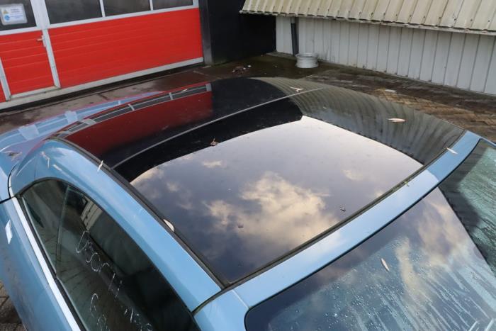 Volkswagen Eos 2.0 FSI 16V Sloopvoertuig (2006, Metallic, Blauw)