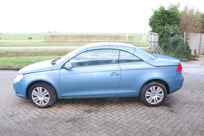 Volkswagen Eos 2.0 FSI 16V Sloopvoertuig (2006, Metallic, Blauw)