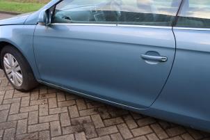 Volkswagen Eos 2.0 FSI 16V Sloopvoertuig (2006, Metallic, Blauw)
