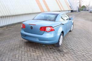Volkswagen Eos 2.0 FSI 16V Sloopvoertuig (2006, Metallic, Blauw)