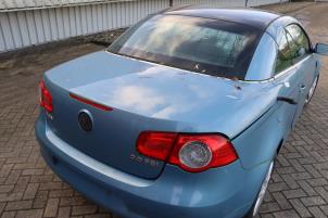 Volkswagen Eos 2.0 FSI 16V Sloopvoertuig (2006, Metallic, Blauw)