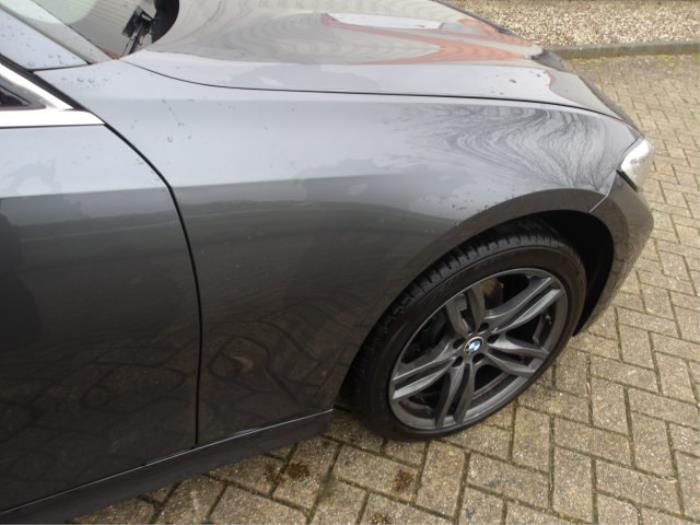 BMW 3 serie Touring 320i 2.0 TwinPower Turbo 16V Sloopvoertuig (2019, Metallic, Zilvergrijs)