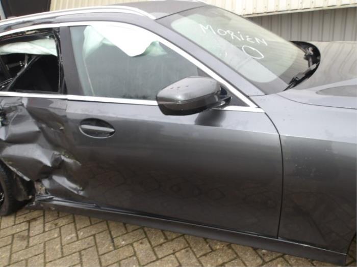 BMW 3 serie Touring 320i 2.0 TwinPower Turbo 16V Sloopvoertuig (2019, Metallic, Zilvergrijs)