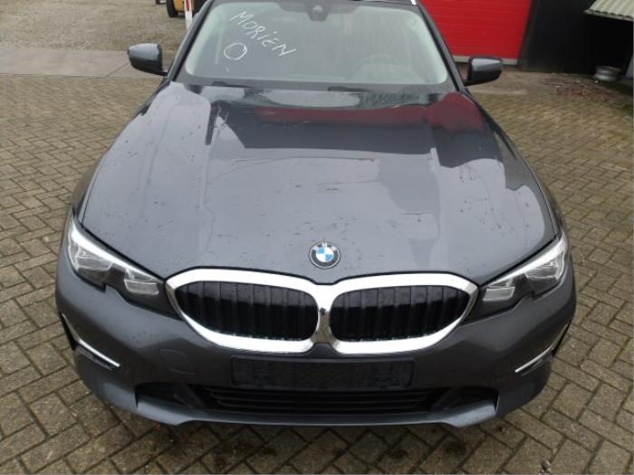 BMW 3 serie Touring 320i 2.0 TwinPower Turbo 16V Sloopvoertuig (2019, Metallic, Zilvergrijs)