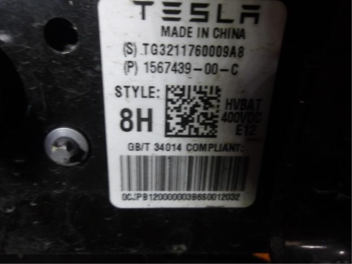 Tesla Model 3 Standard RWD Plus 60 kWh Sloopvoertuig (2021, Wit)