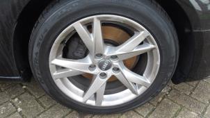 Audi A4 1.8 TFSI 16V Sloopvoertuig (2013, Metallic, Zwart)