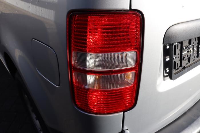 Volkswagen Caddy III 1.6 TDI 16V Sloopvoertuig (2015, Metallic, Zilvergrijs, Zilver)