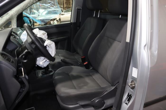 Volkswagen Caddy III 1.6 TDI 16V Sloopvoertuig (2015, Metallic, Zilvergrijs, Zilver)