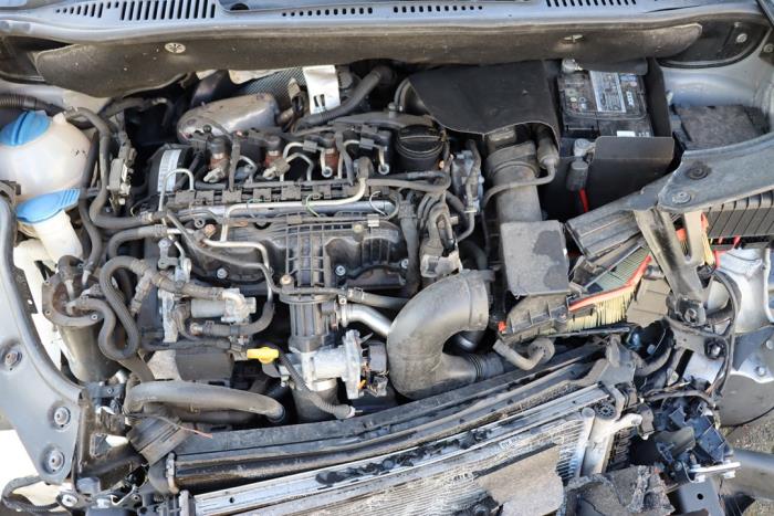Volkswagen Caddy III 1.6 TDI 16V Sloopvoertuig (2015, Metallic, Zilvergrijs, Zilver)