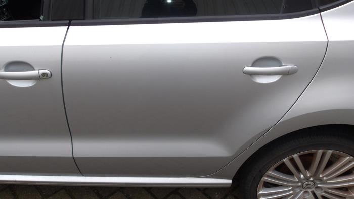 Volkswagen Polo V 1.2 TSI Sloopvoertuig (2013, Metallic, Zilvergrijs, Zilver)