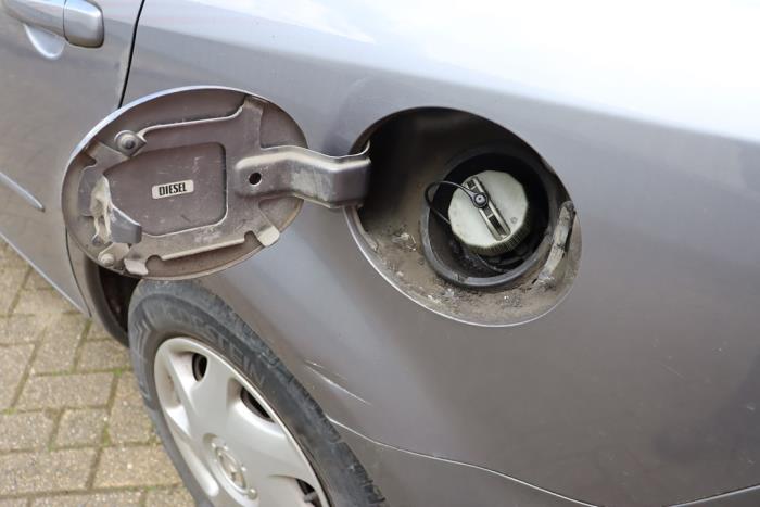 Mazda 6 Sport 2.0 CiDT 16V Sloopvoertuig (2002, Grijs)