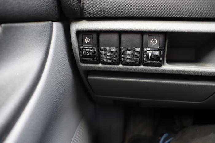 Mazda 6 Sport 2.0 CiDT 16V Sloopvoertuig (2002, Grijs)