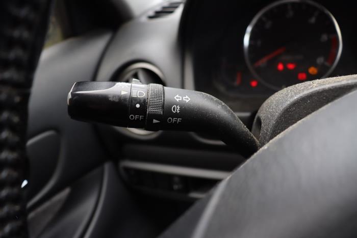 Mazda 6 Sport 2.0 CiDT 16V Sloopvoertuig (2002, Grijs)