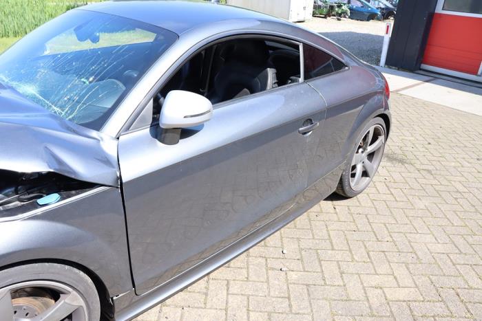 Audi TT 2.5 RS Turbo 20V Quattro Sloopvoertuig (2009, Metallic, Zilvergrijs)