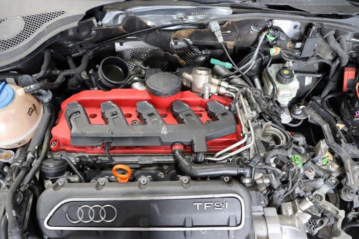 Audi TT 2.5 RS Turbo 20V Quattro Sloopvoertuig (2009, Metallic, Zilvergrijs)