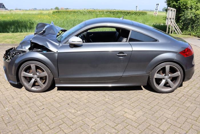 Audi TT 2.5 RS Turbo 20V Quattro Sloopvoertuig (2009, Metallic, Zilvergrijs)