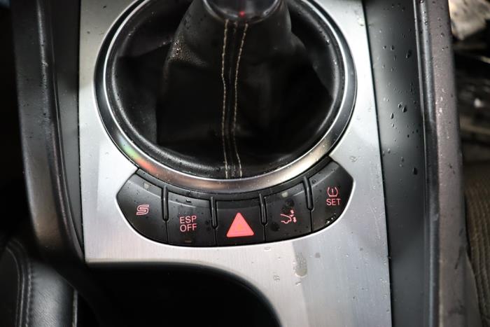 Audi TT 2.5 RS Turbo 20V Quattro Sloopvoertuig (2009, Metallic, Zilvergrijs)