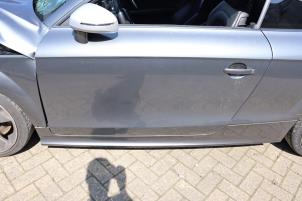 Audi TT 2.5 RS Turbo 20V Quattro Sloopvoertuig (2009, Metallic, Zilvergrijs)