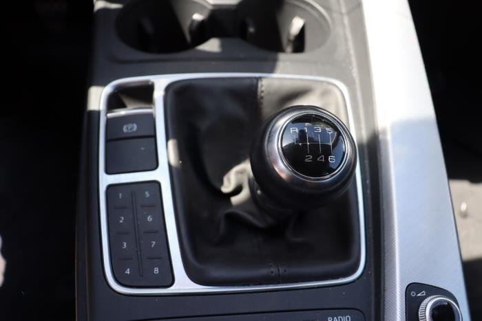 Audi A4 2.0 TDI Ultra 16V Sloopvoertuig (2018, Metallic, Zilvergrijs)