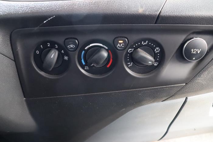 Ford Transit Custom 2.2 TDCi 16V Sloopvoertuig (2013, Rood)