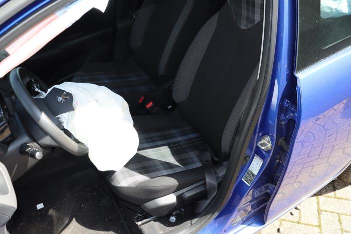 Peugeot 108 1.0 12V VVT-i Sloopvoertuig (2019, Metallic, Blauw)