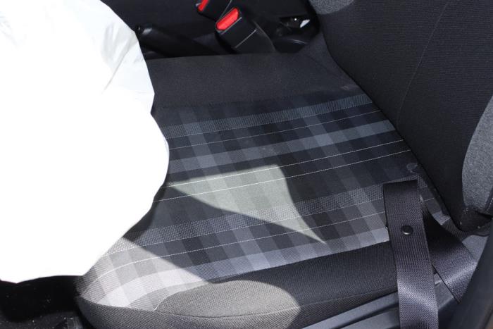 Peugeot 108 1.0 12V VVT-i Sloopvoertuig (2019, Metallic, Blauw)