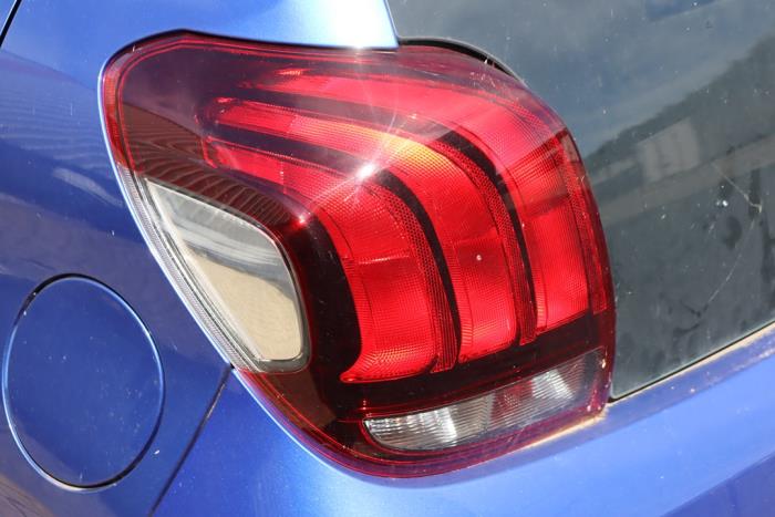 Peugeot 108 1.0 12V VVT-i Sloopvoertuig (2019, Metallic, Blauw)