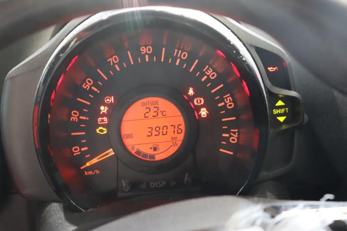 Peugeot 108 1.0 12V VVT-i Sloopvoertuig (2019, Metallic, Blauw)