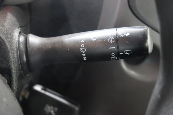 Peugeot 108 1.0 12V VVT-i Sloopvoertuig (2019, Metallic, Blauw)