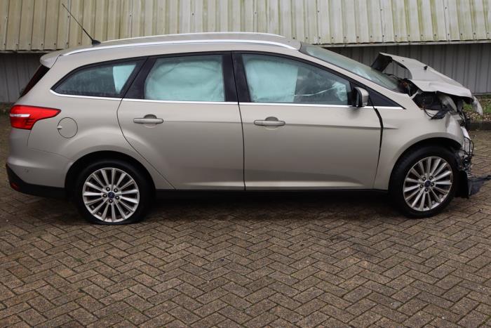 Ford Focus 3 Wagon 1.0 Ti-VCT EcoBoost 12V 125 Sloopvoertuig (2015, Grijs)