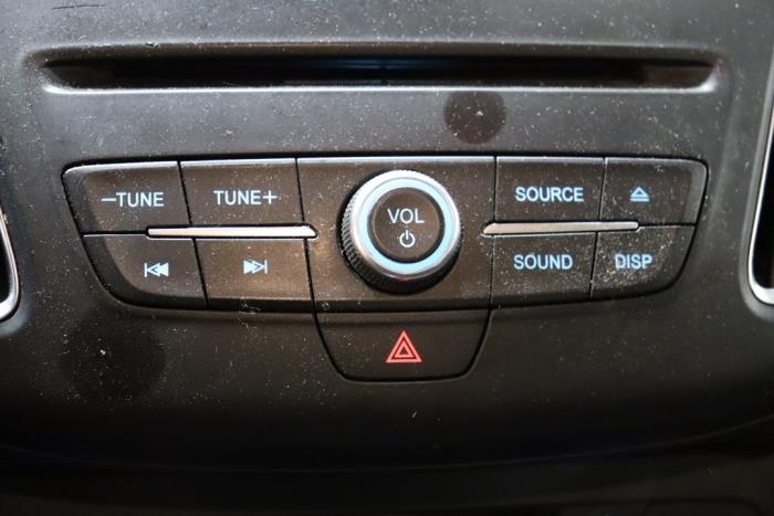 Ford Focus 3 Wagon 1.0 Ti-VCT EcoBoost 12V 125 Sloopvoertuig (2015, Grijs)